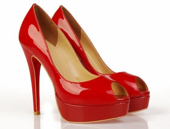 Rate This Bright Red Heel Shoe